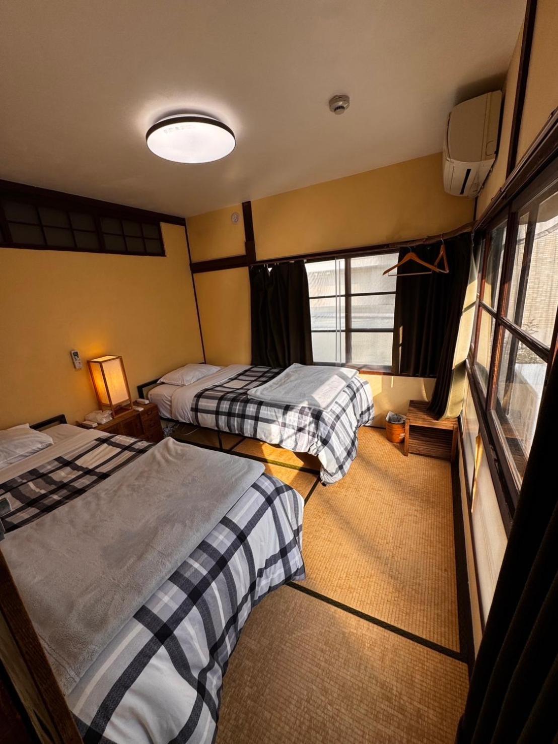 Roku Hostel Hiroshima Exterior foto